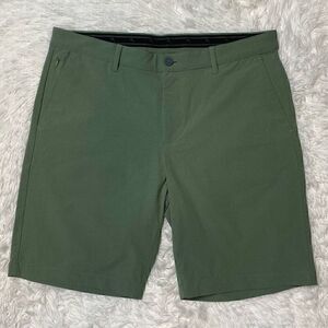 Tommy Bahama Performance Nylon Stretch Golf Casual Shorts Mens Size 36